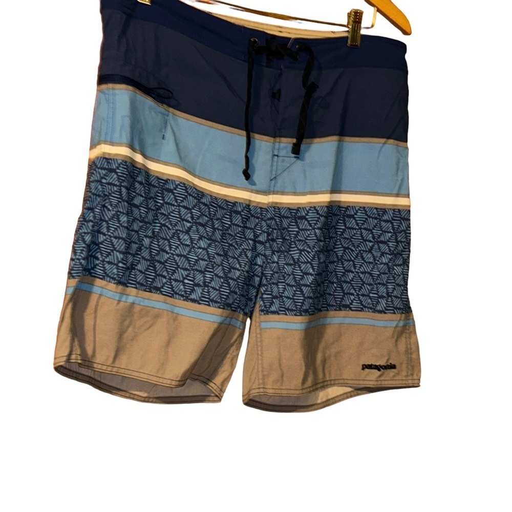 Men Patagonia board shorts surf size 34 beach wear 100% nylon blue/gray